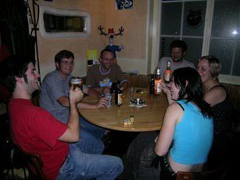 Hostal Hirschen Backpacker-hotel & Pub *