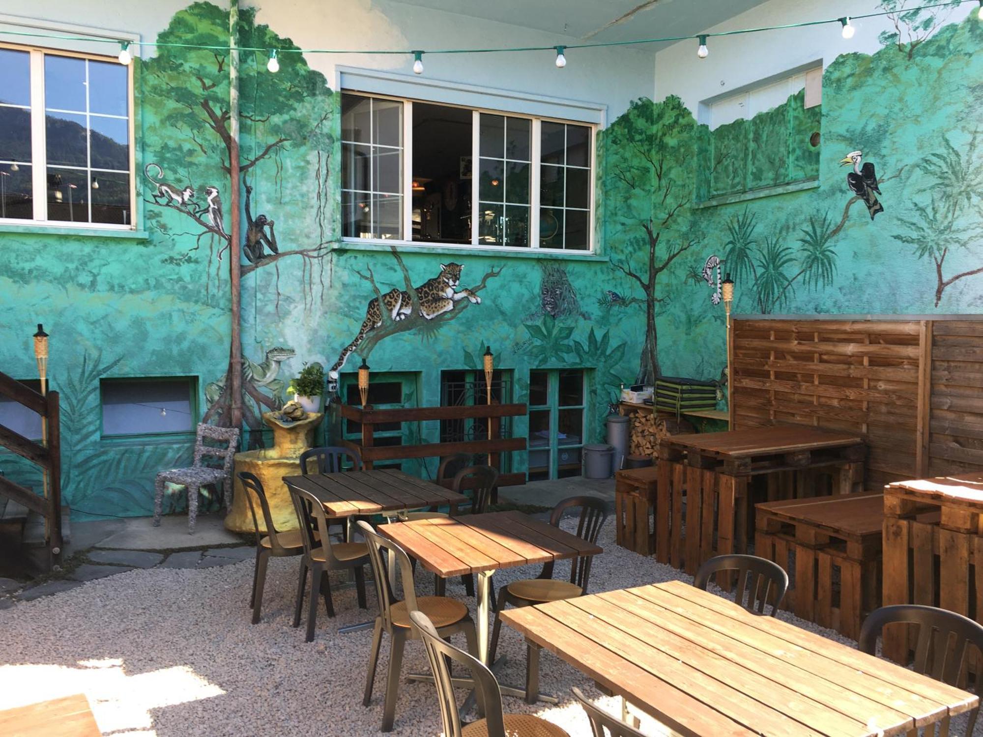 छात्रावास Hirschen Backpacker-Hotel & Pub *